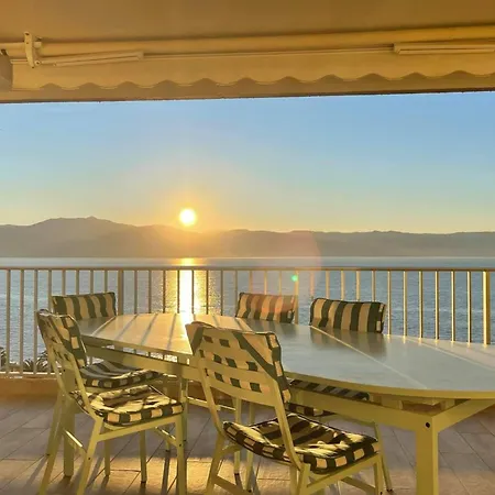 Beautiful T4 With A View Of The Gulf D'ajaccio アジャクシオ